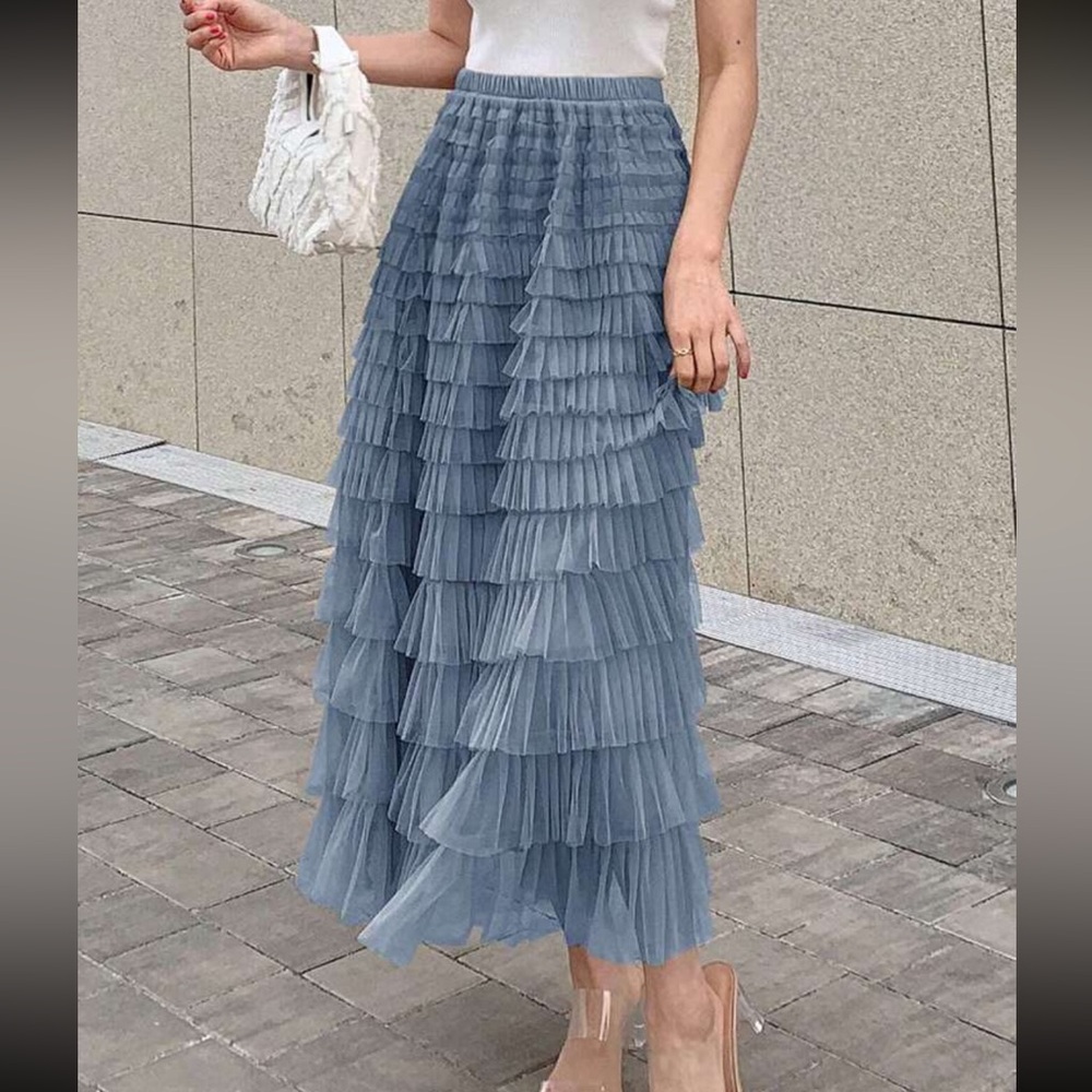 Luxe Mesh Layered Evening Flowy Maxi Skirt - Picture 13 of 13